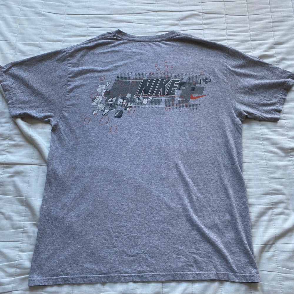 Nike Heather Gray Graphic Short Sleeve Tee with Retro Logo